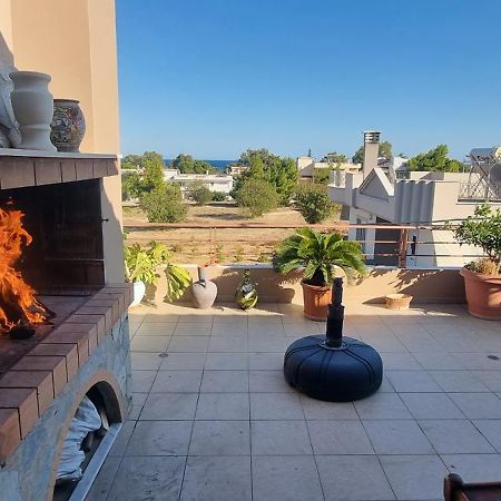1 Bedroom Apartment Close To The Sea Artemida  Esterno foto