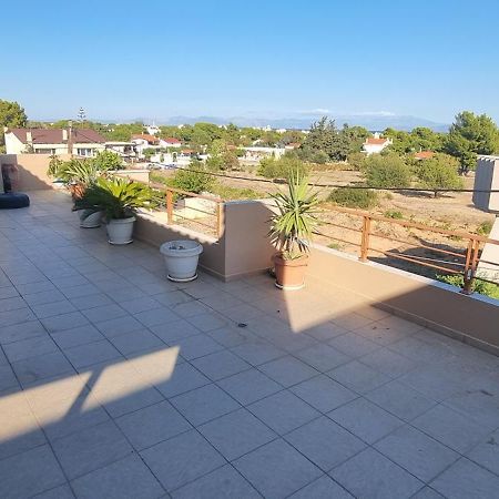1 Bedroom Apartment Close To The Sea Artemida  Esterno foto